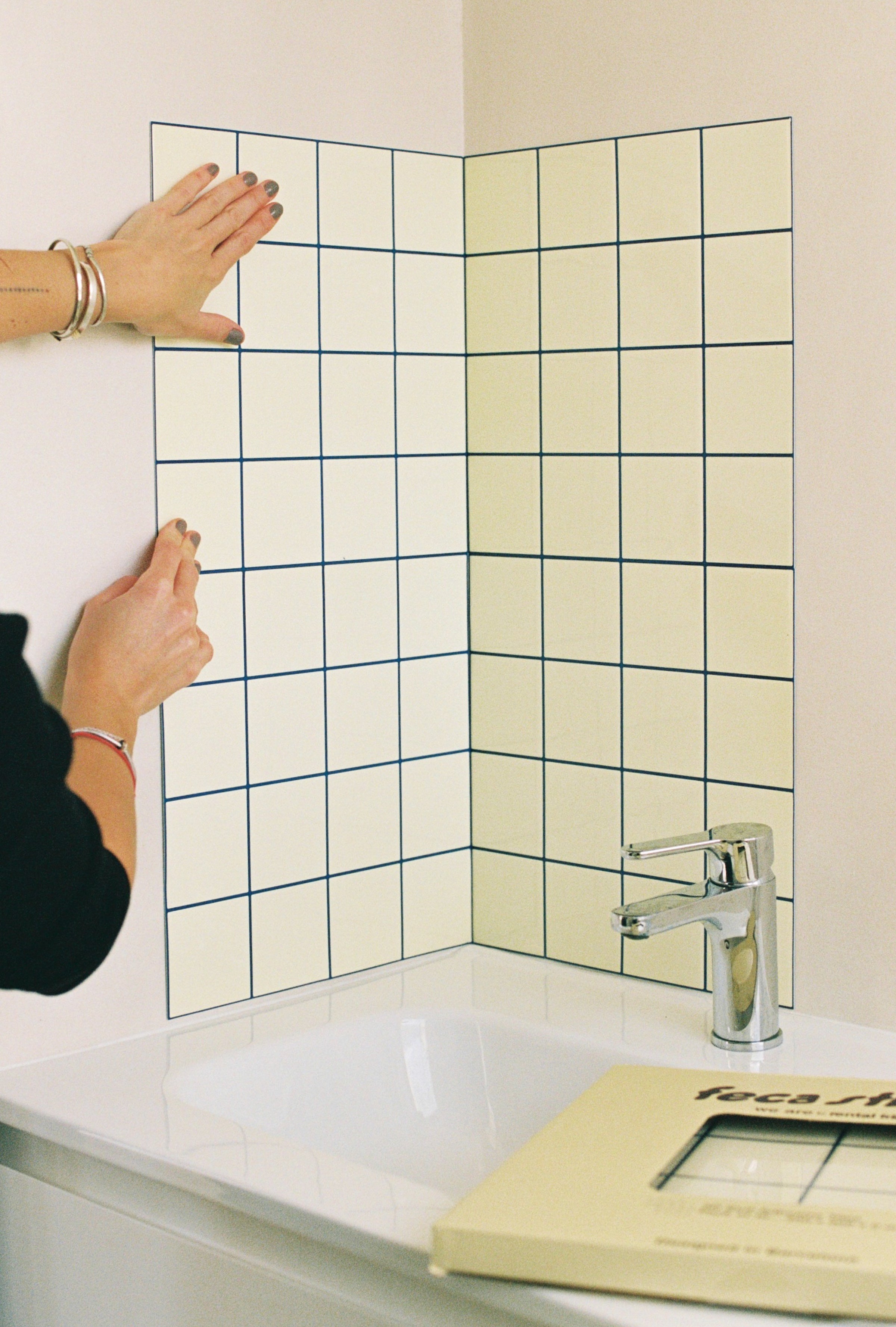 Azulejos adhesivos 3D: guía completa antes de comprar